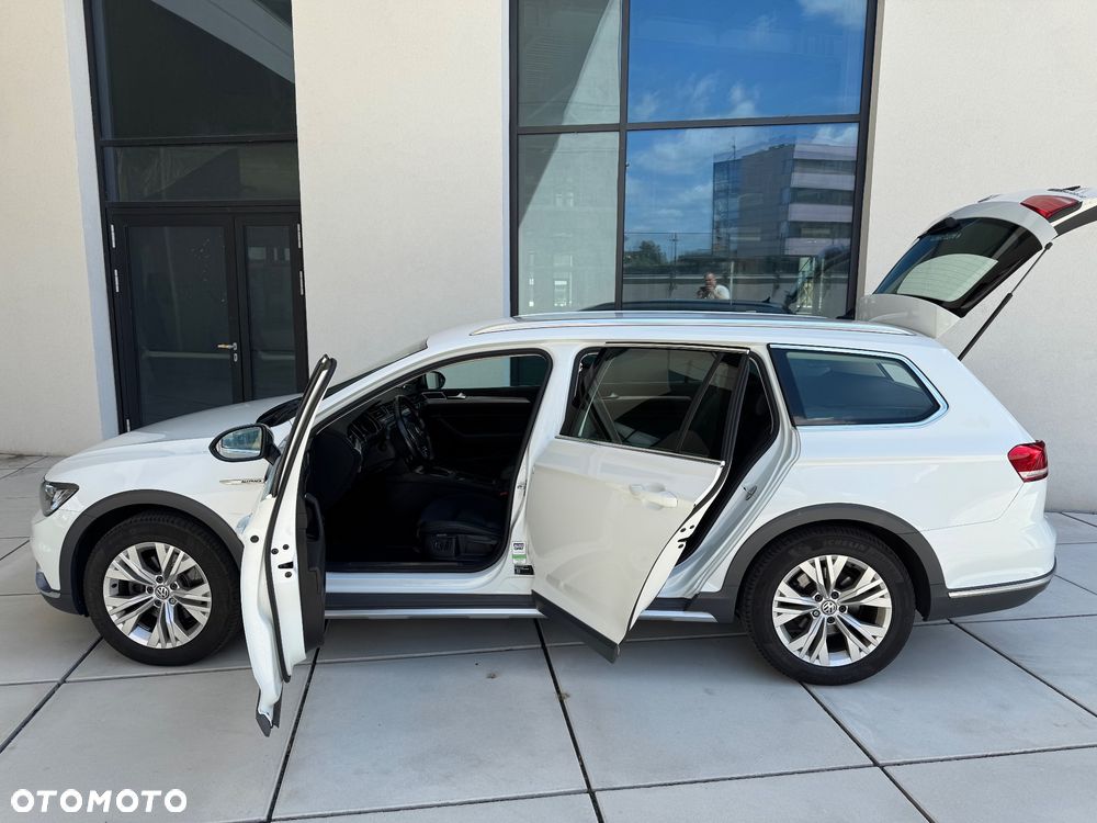 Volkswagen Passat Alltrack 2.0 TDI SCR 4Mot DSG - 27
