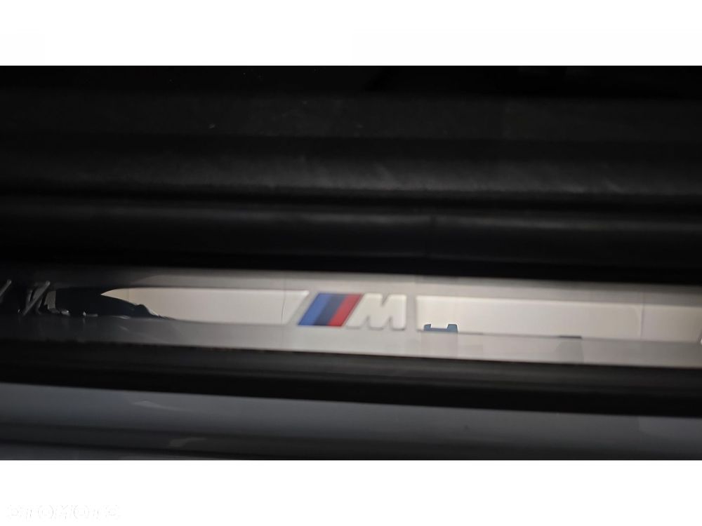 BMW Seria 3 320d xDrive M Sport - 31