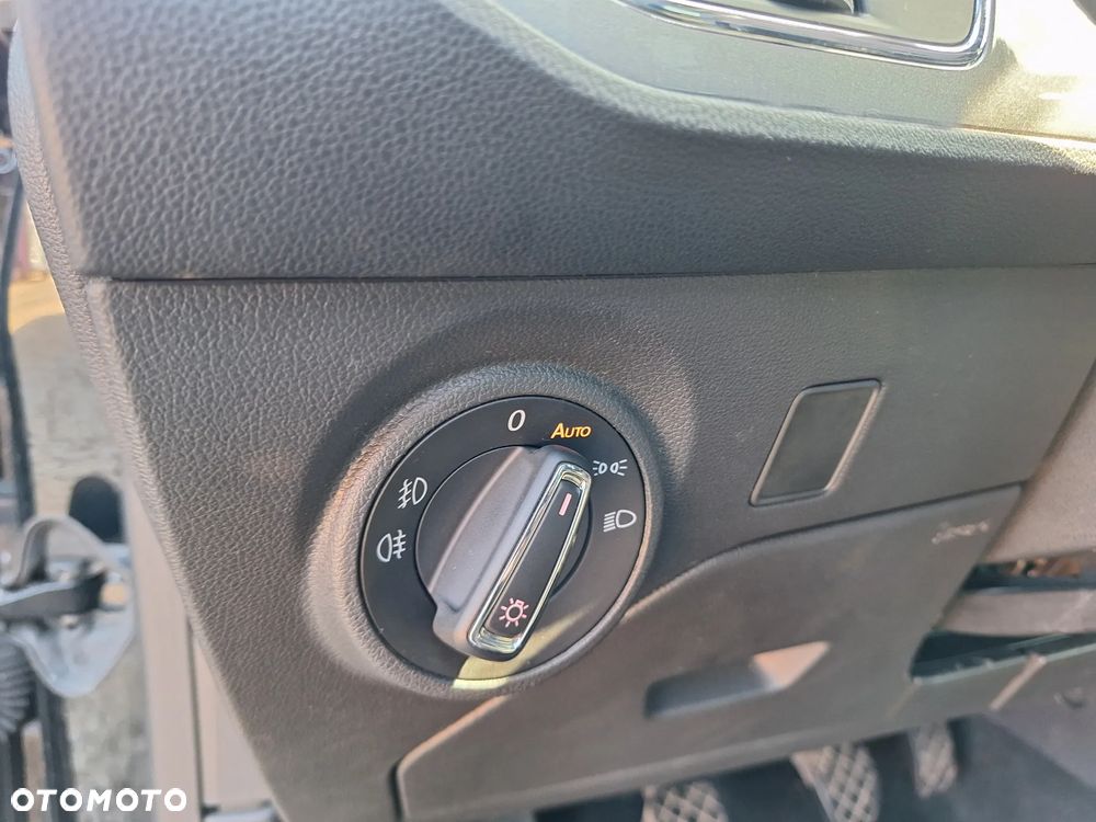 Seat Leon 2.0 TDI DPF FR - 13