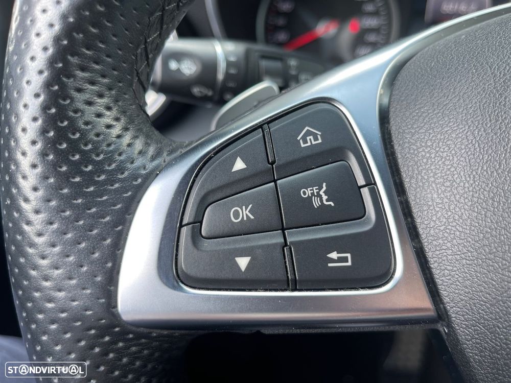 Mercedes-Benz GLC 250 d AMG Line 4-Matic - 24