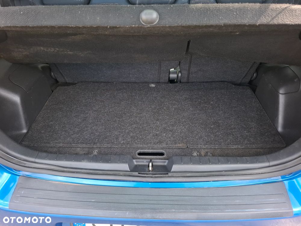 Toyota Yaris 1.3 VVT-i Travel - 30