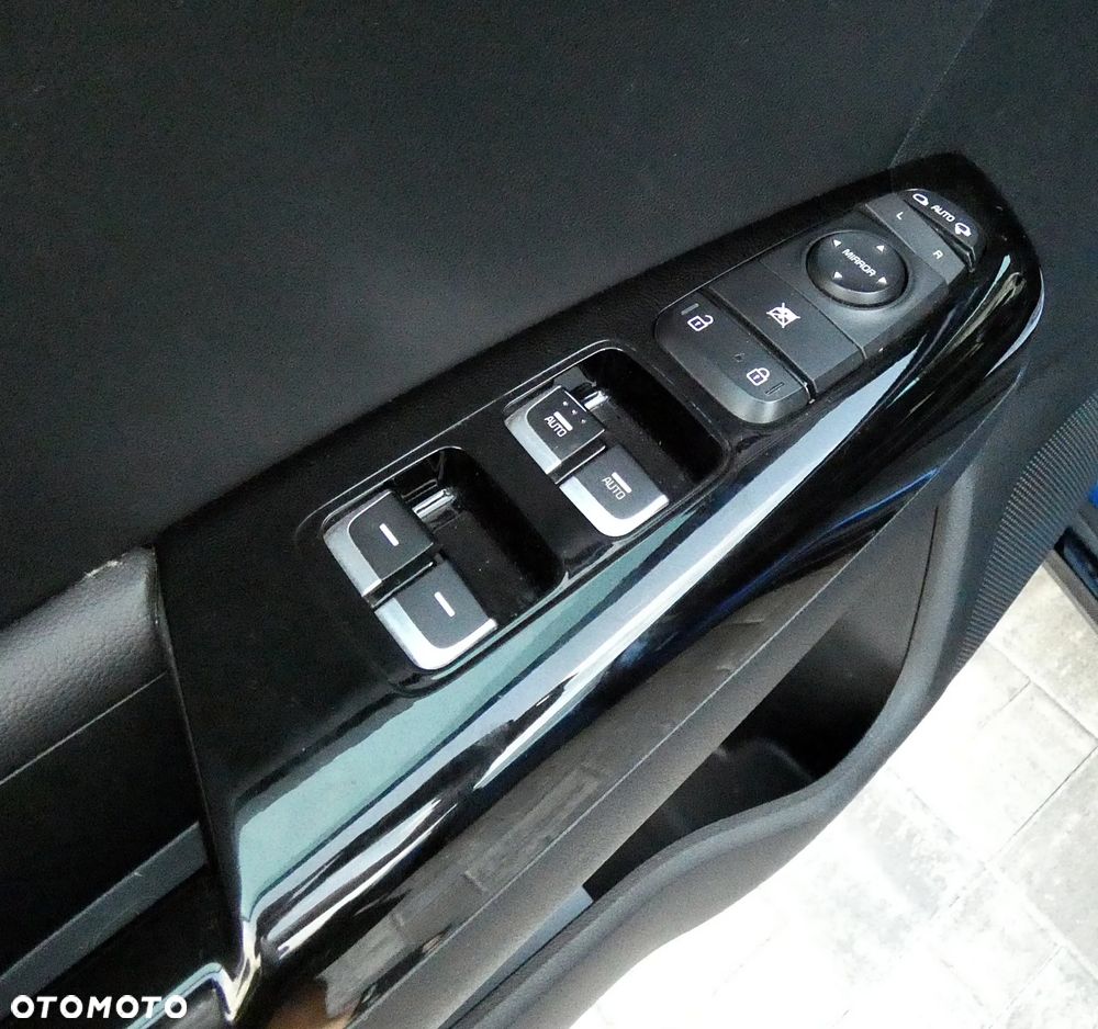 Kia Sportage 1.6 GDI Black Edition 2WD - 19