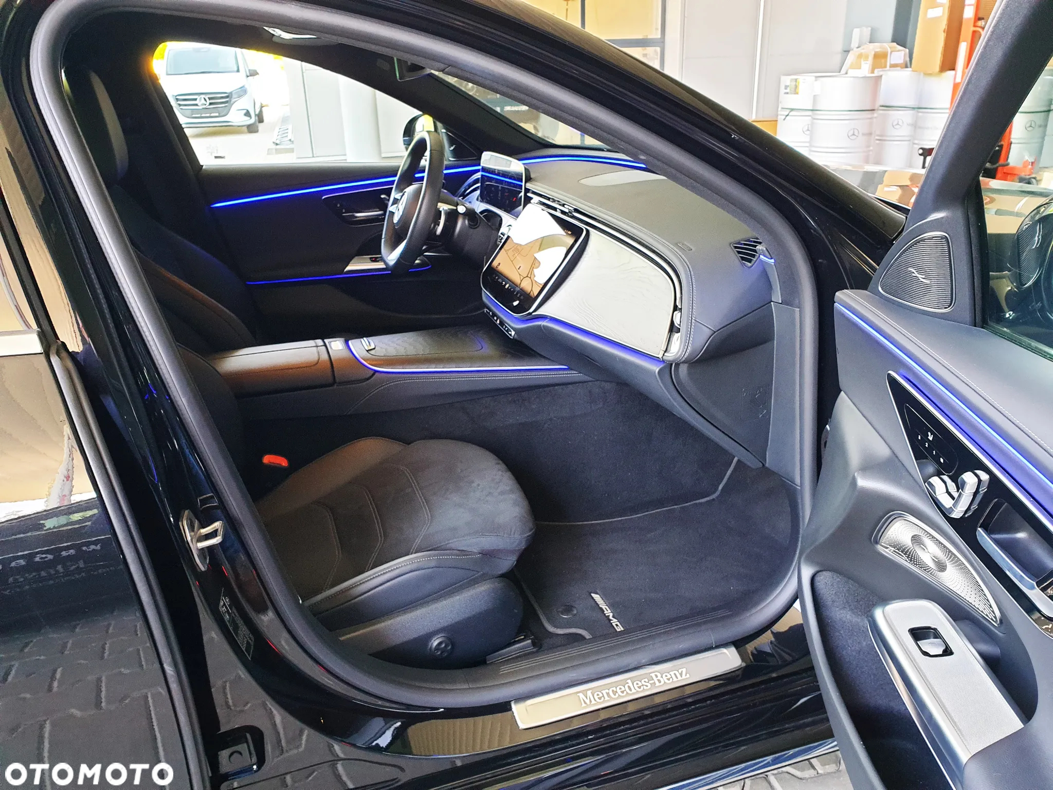 Mercedes-Benz Klasa E 220 d 4-Matic AMG - 17