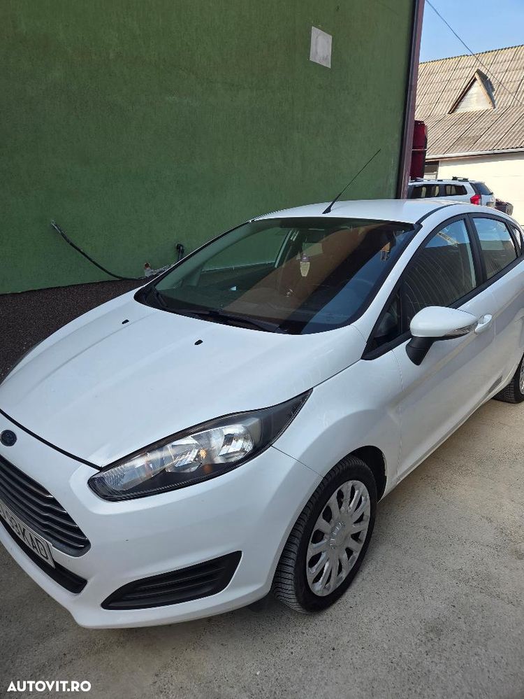 Ford Fiesta - 2