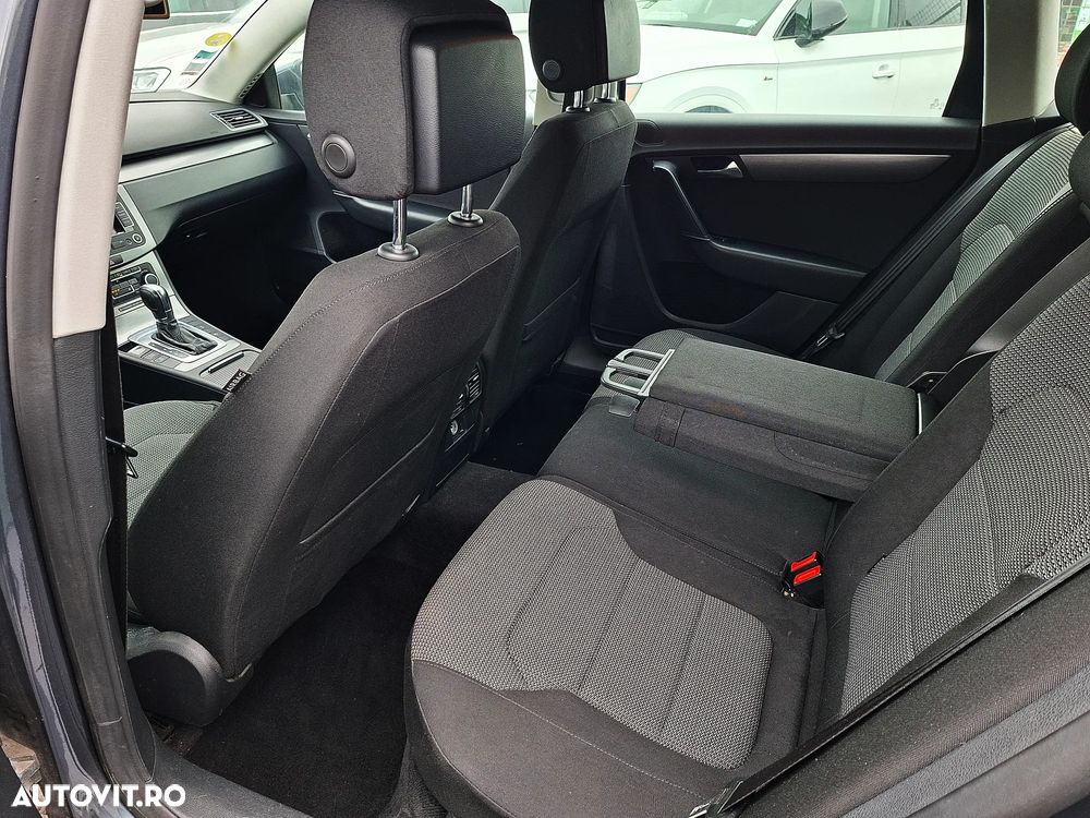 Volkswagen Passat 2.0 TDI BlueMotion Technology DSG Highline - 8