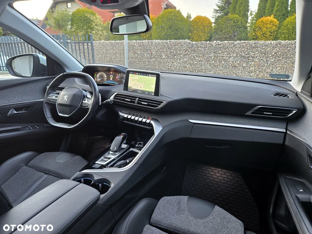 Peugeot 3008 1.2 PureTech Allure Pack S&S EAT8 - 6