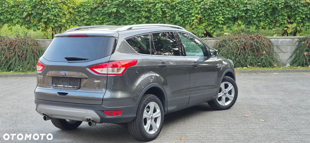Ford Kuga - 16
