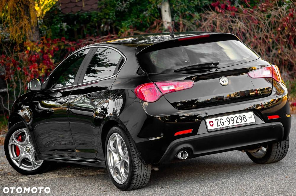 Alfa Romeo Giulietta - 12