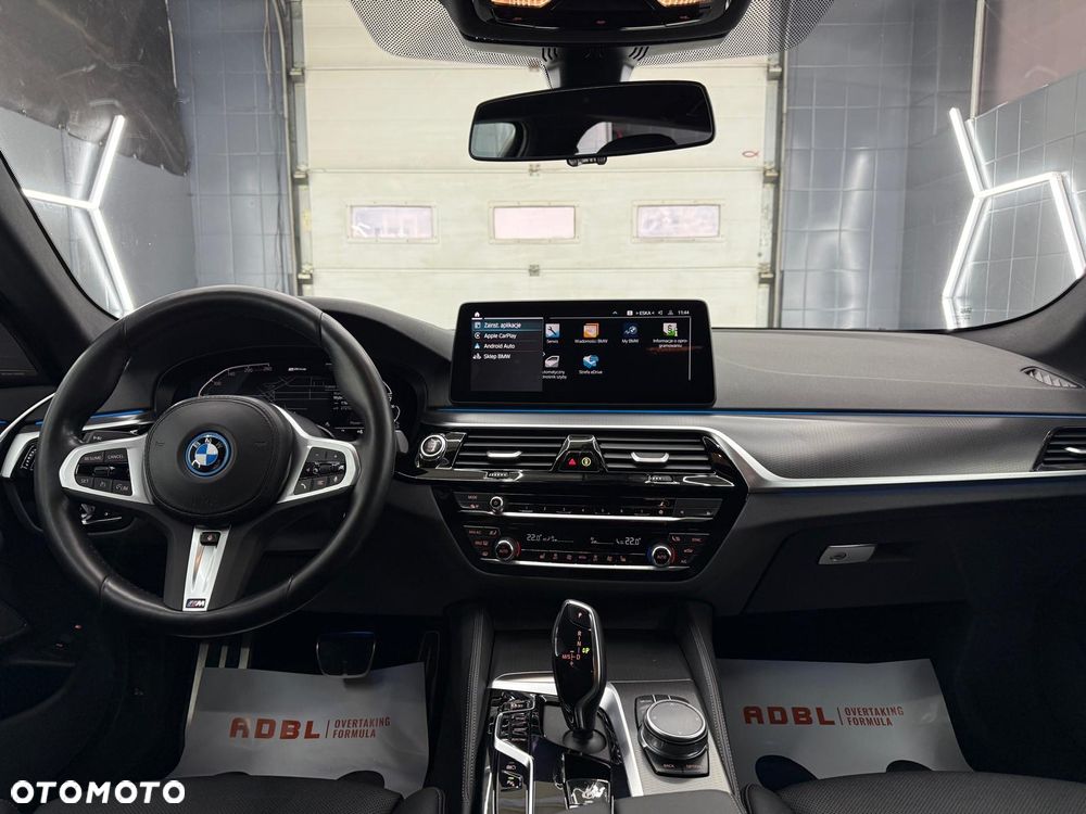 BMW Seria 5 530e xDrive M Sport sport - 16