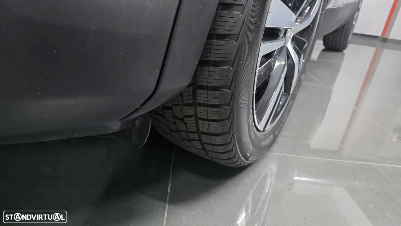 Peugeot 3008 1.2 PureTech Allure EAT6 - 38
