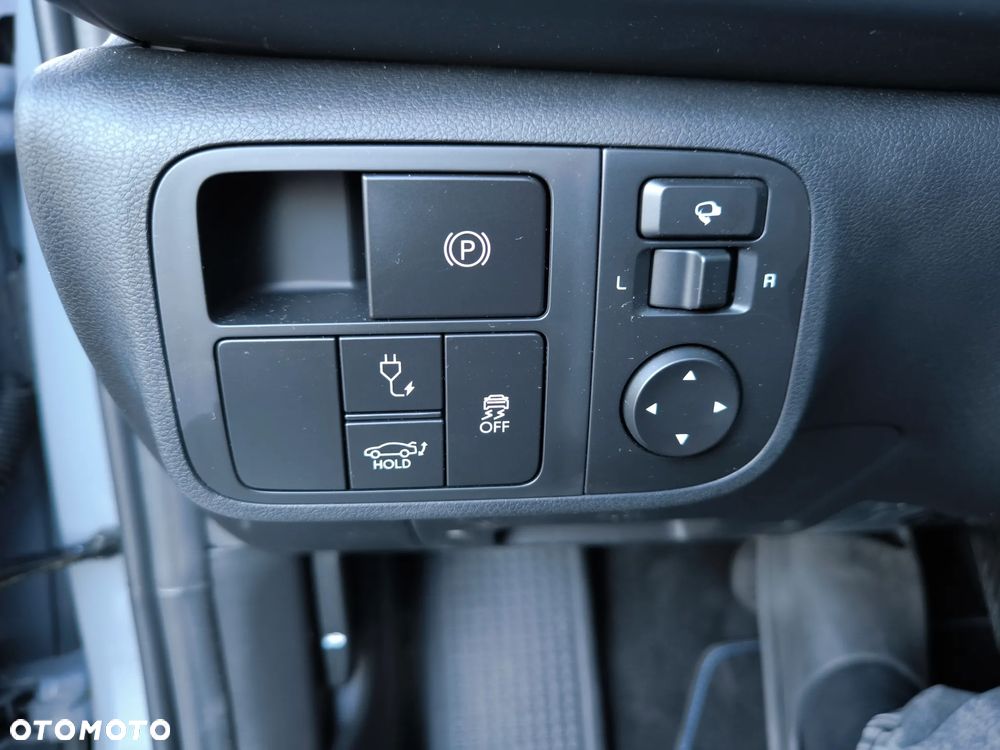 Hyundai IONIQ 6 77,4 kWh Uniq - 17