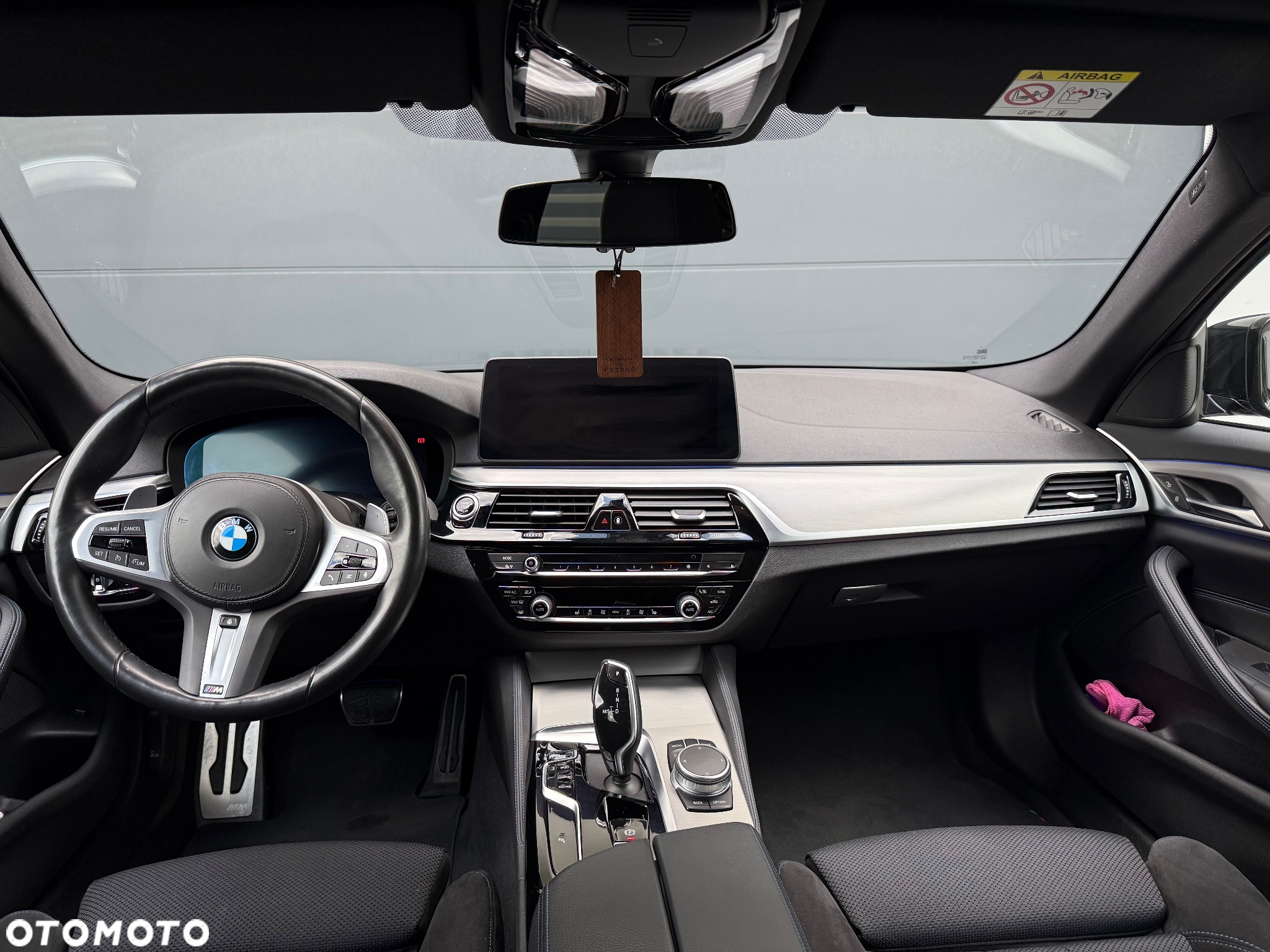 BMW Seria 5 520d xDrive M Sport sport - 11