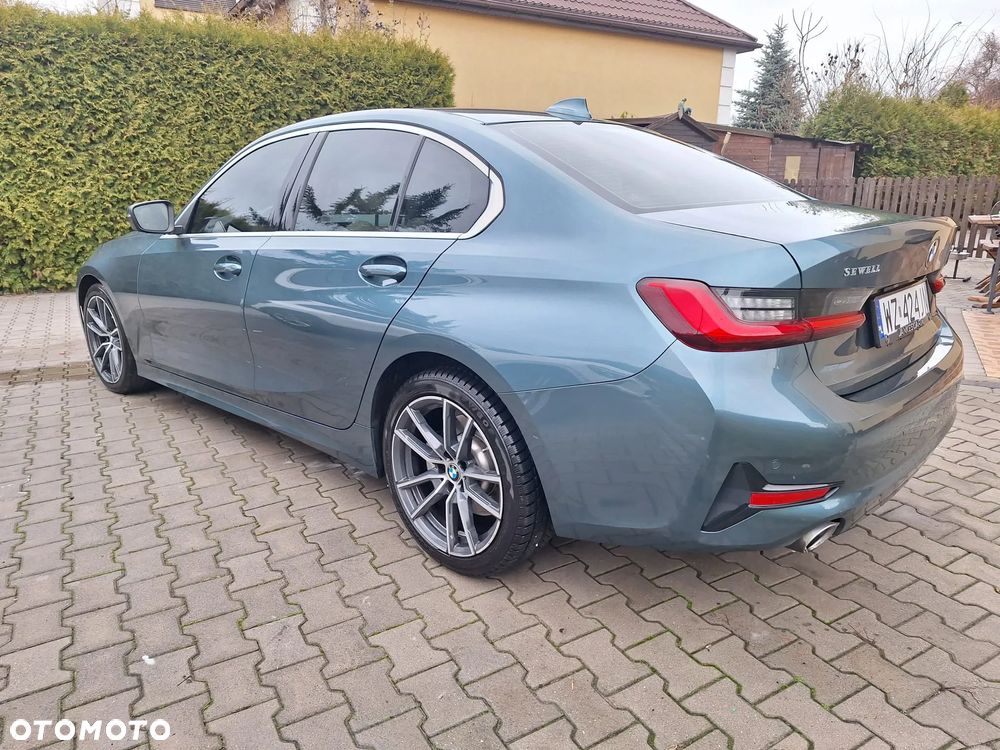 BMW Seria 3 330i Sport Line - 5