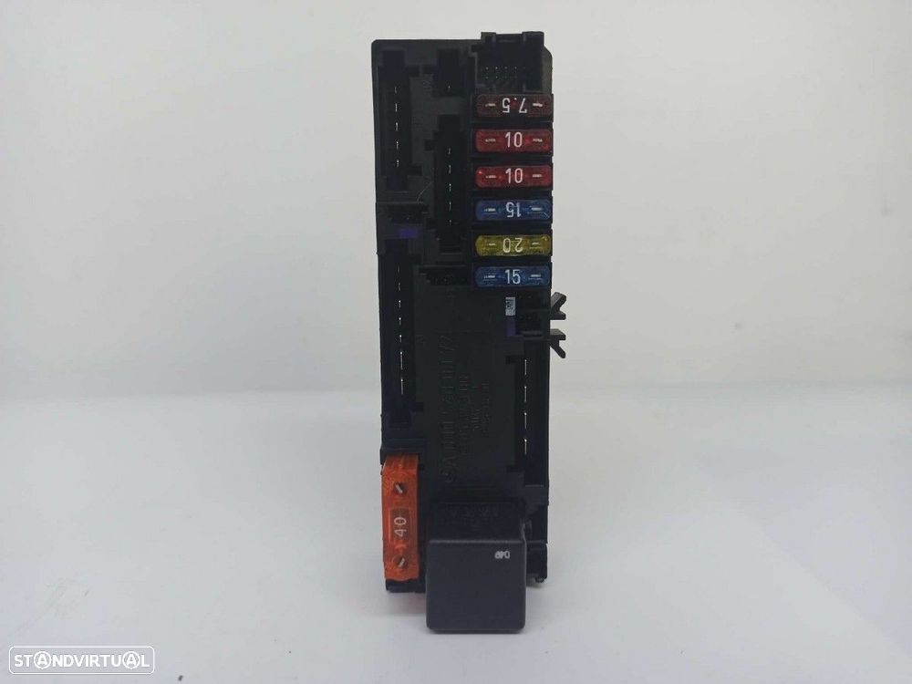 CAIXA DE RELÉS/ FUSÍVEIS MERCEDES CLASE C (W202) BERLINA 180 (202.018) - 1