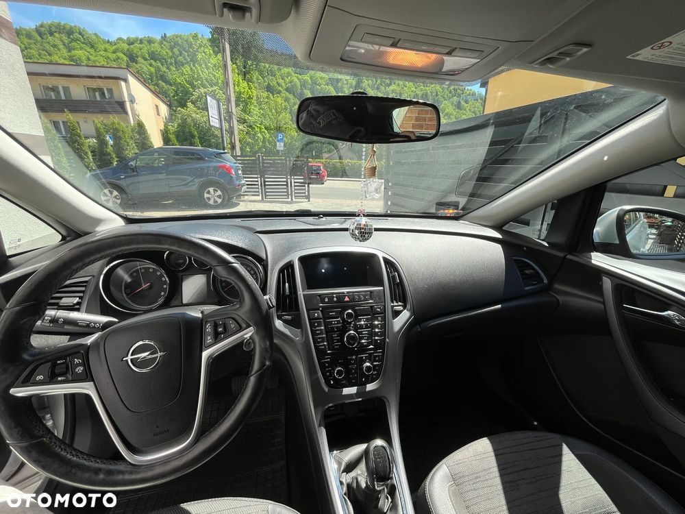 Opel Astra 1.4 T Sport - 8