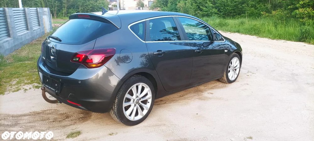 Opel Astra 2.0 CDTI DPF Edition - 4