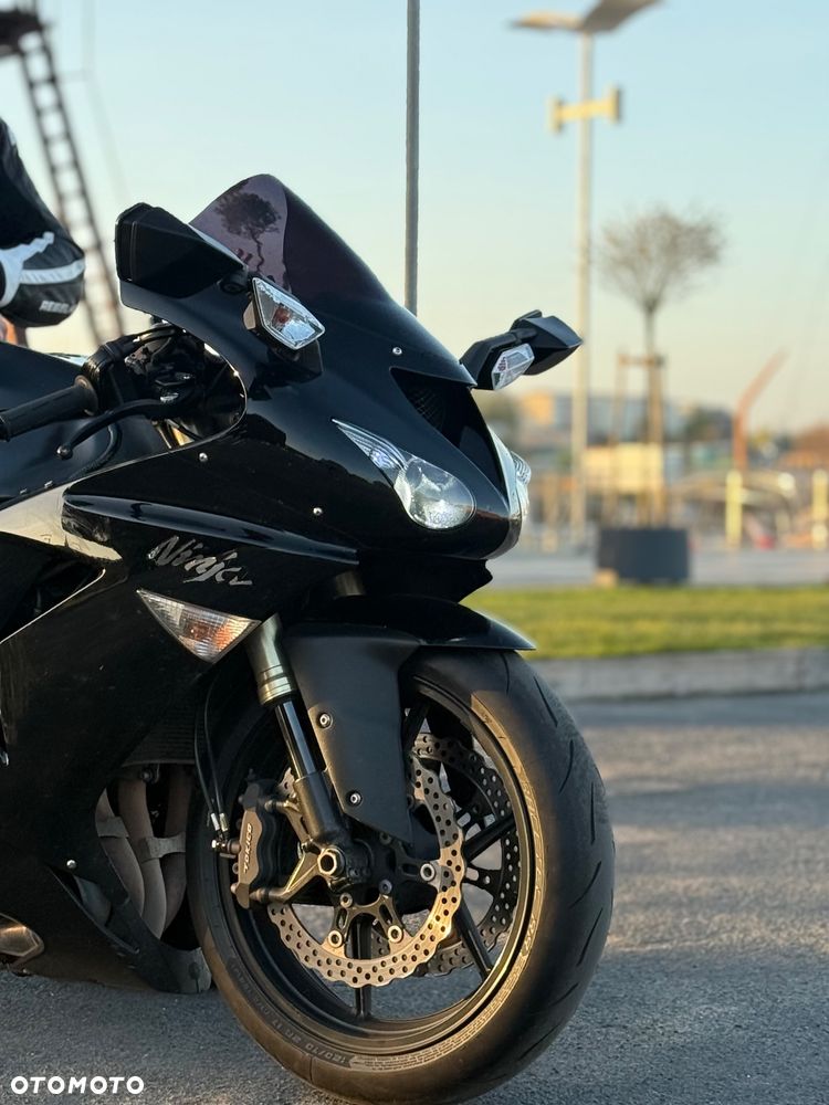Kawasaki Ninja 1000 SX - 4