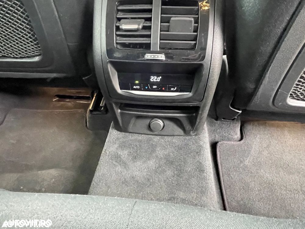 BMW X3 xDrive20d AT Luxury Line - 8