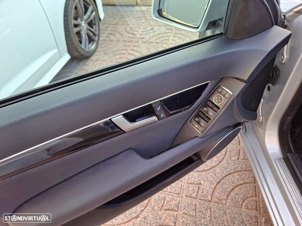 Mercedes-Benz C 200 Station CDI DPF (BlueEFFICIENCY) Elegance - 14