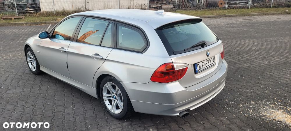 BMW Seria 3 320i Edition Exclusive - 5