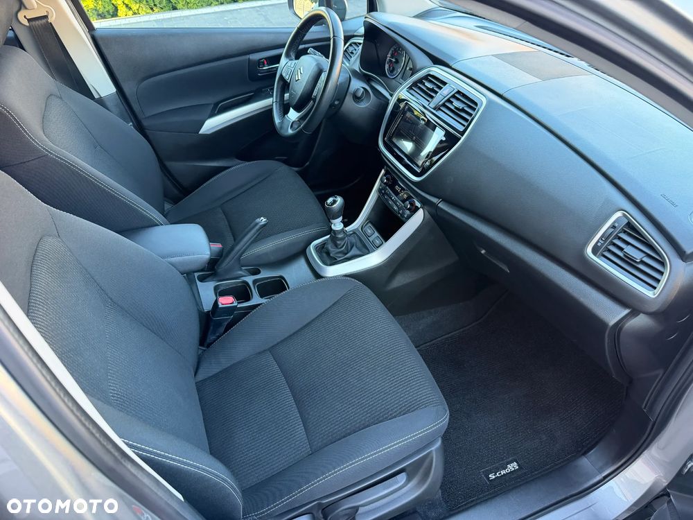 Suzuki S-Cross 1.4 SHVS Premium - 11