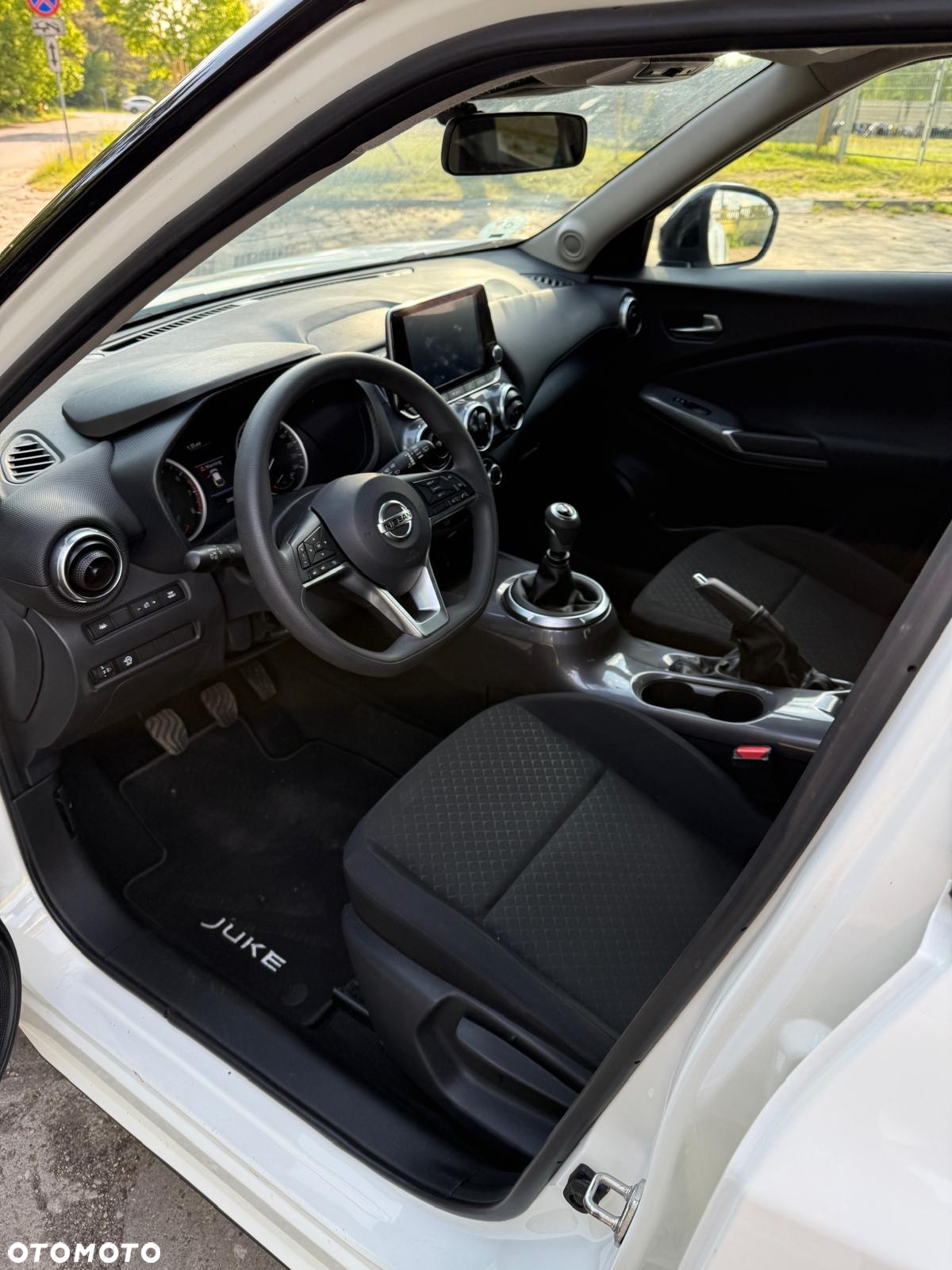 Nissan Juke 1.0 DIG-T Acenta - 12