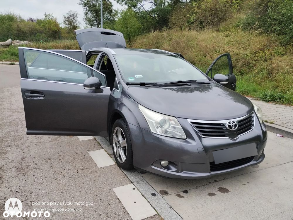 Toyota Avensis 2.0 D-4D Combi - 8