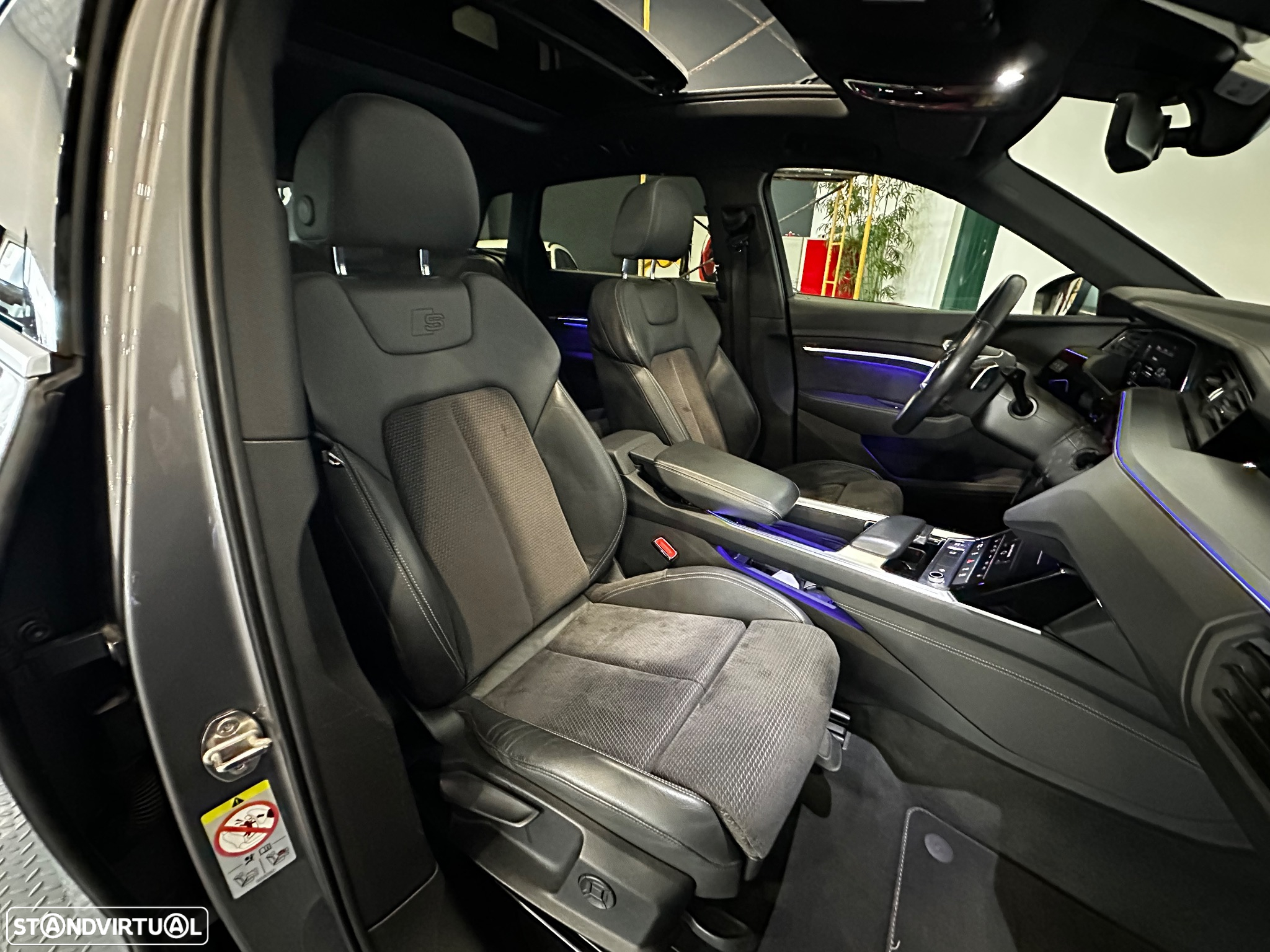 Audi e-tron 55 quattro S line - 30