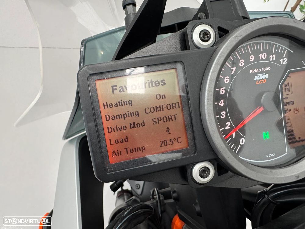 KTM Superduke GT - 19