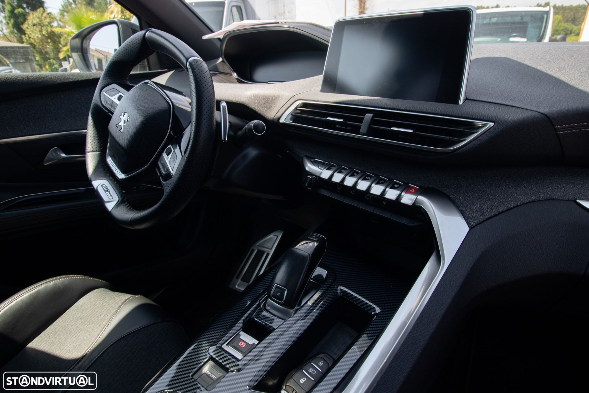 Peugeot 3008 1.5 BlueHDi GT Line EAT8 - 17