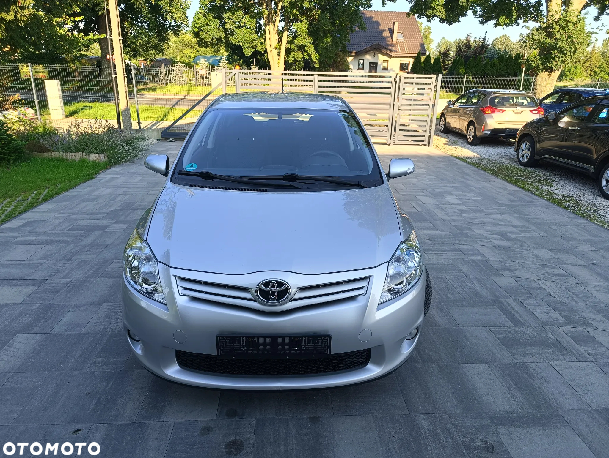 Toyota Auris 1.6 Premium - 3