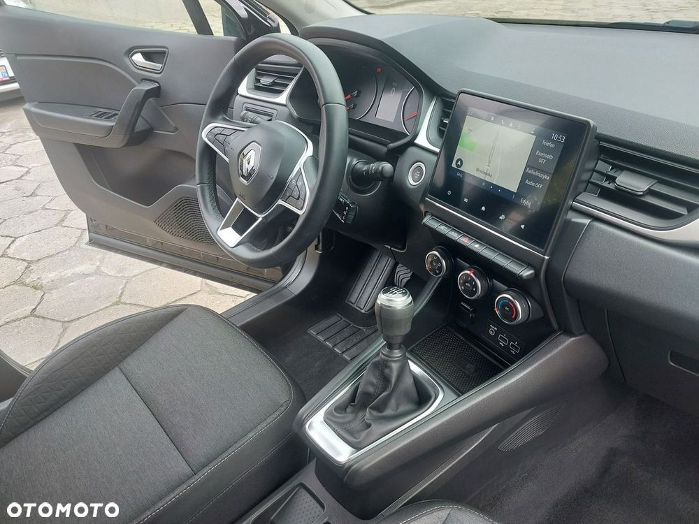 Renault Captur - 16