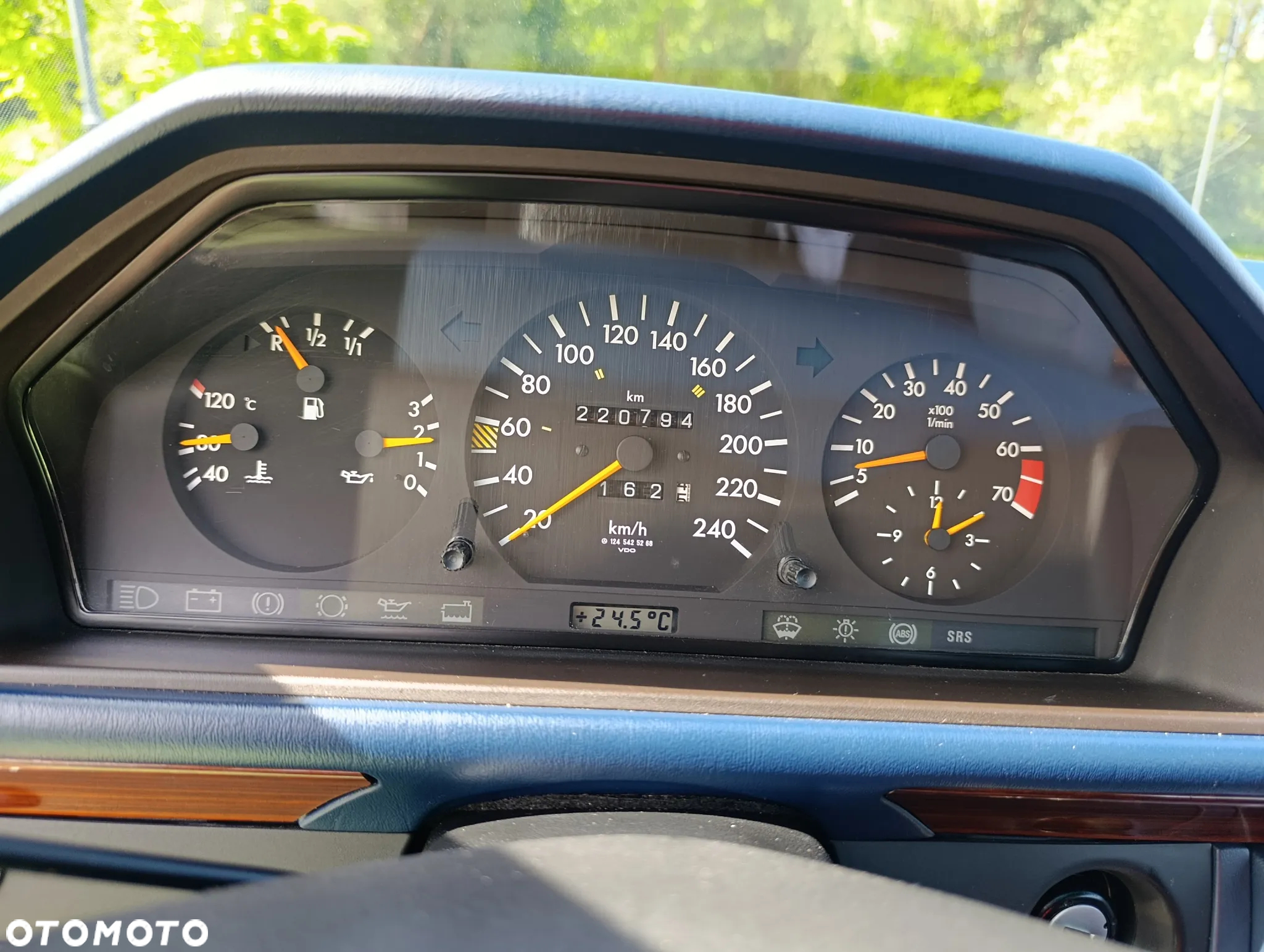 Mercedes-Benz W124 (1984-1993) - 21