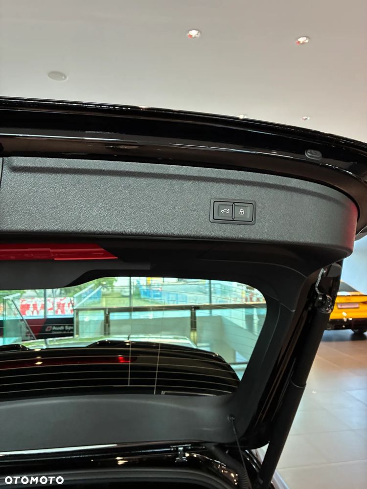 Audi RS3 Sportback - 17