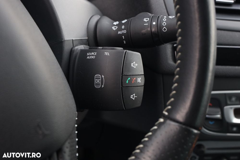 Renault Megane ENERGY dCi 110 Start & Stop Bose Edition - 15