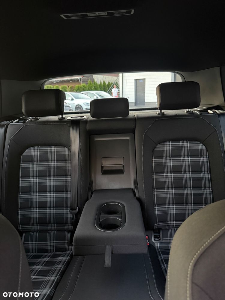 Volkswagen Golf 2.0 TDI BMT GTD DSG - 33