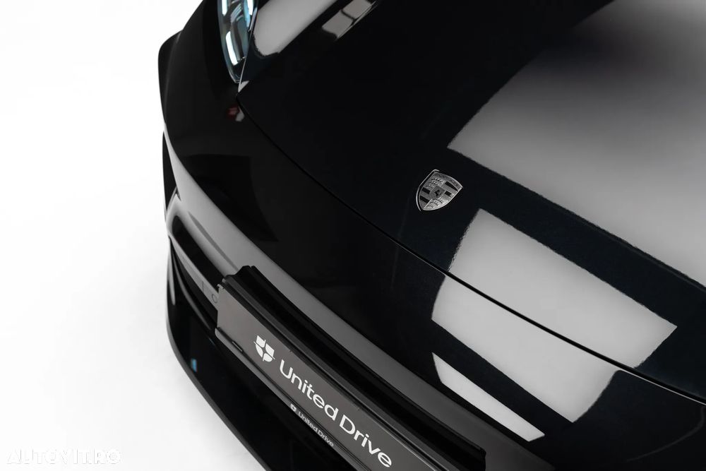 Porsche Macan Turbo 100 kWh - 6