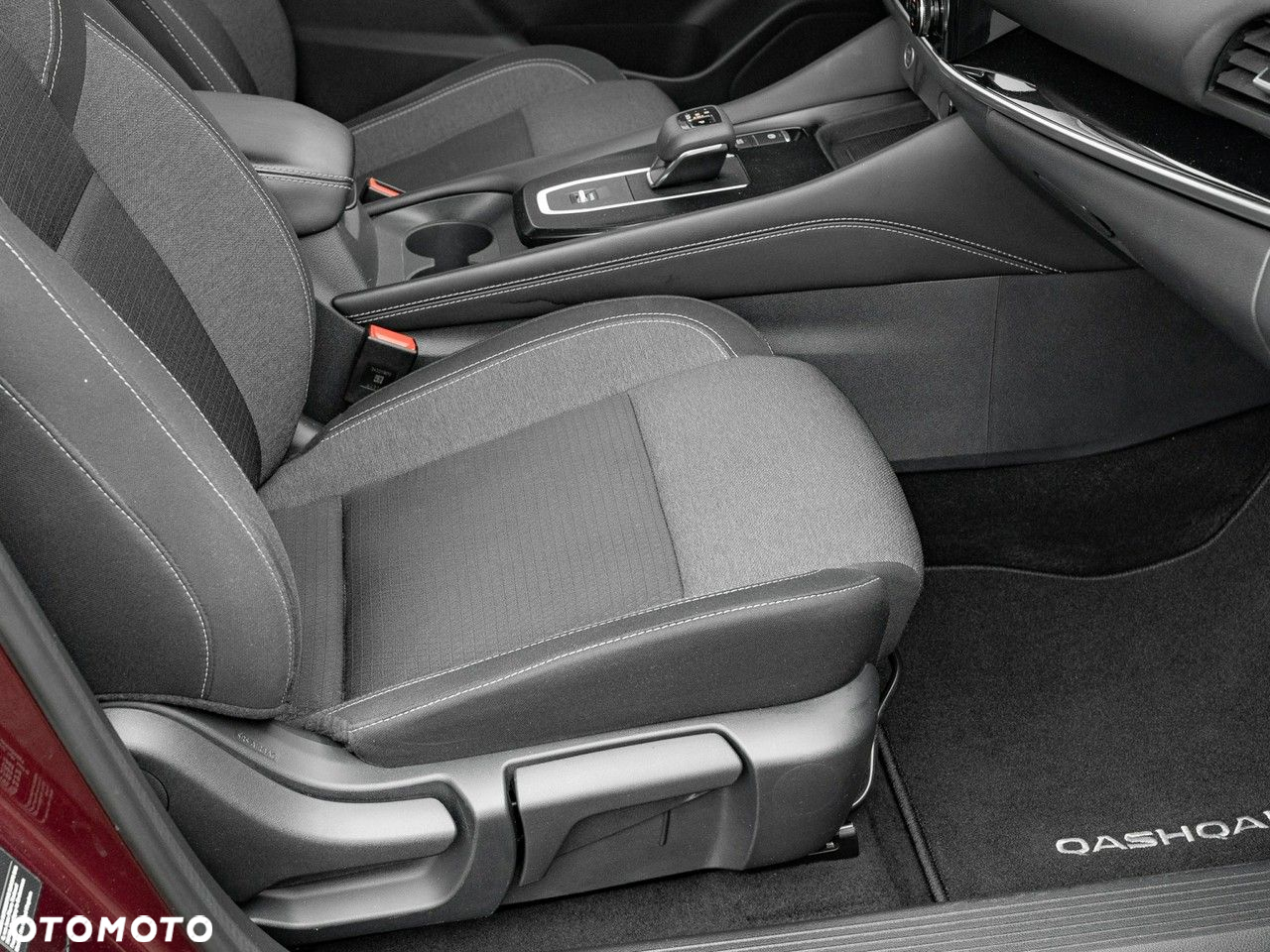 Nissan Qashqai - 32