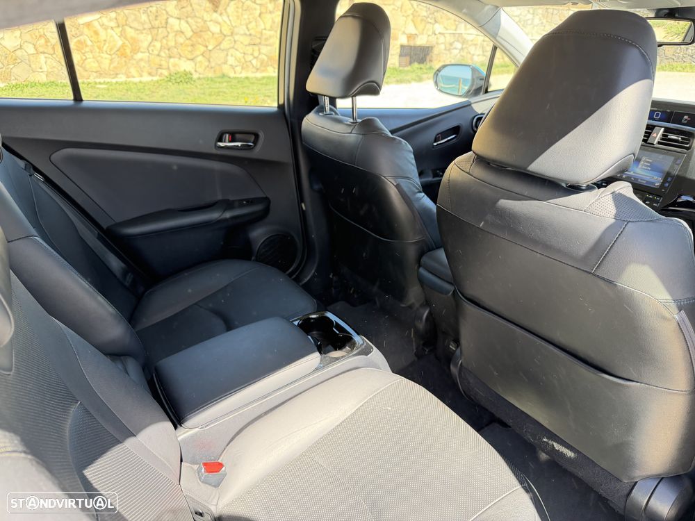 Toyota Prius 1.8 Plug-In Premium - 12