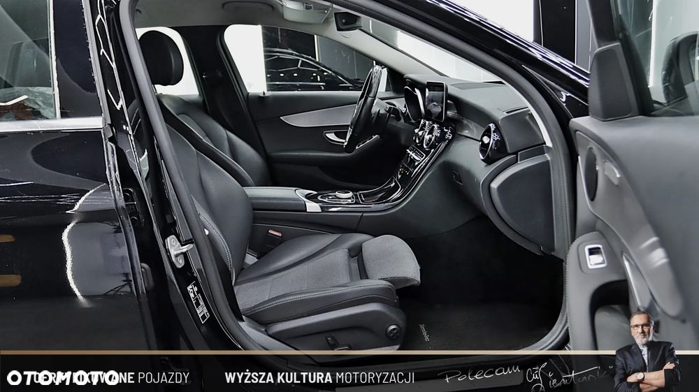 Mercedes-Benz Klasa C 300 d 9G-TRONIC - 17