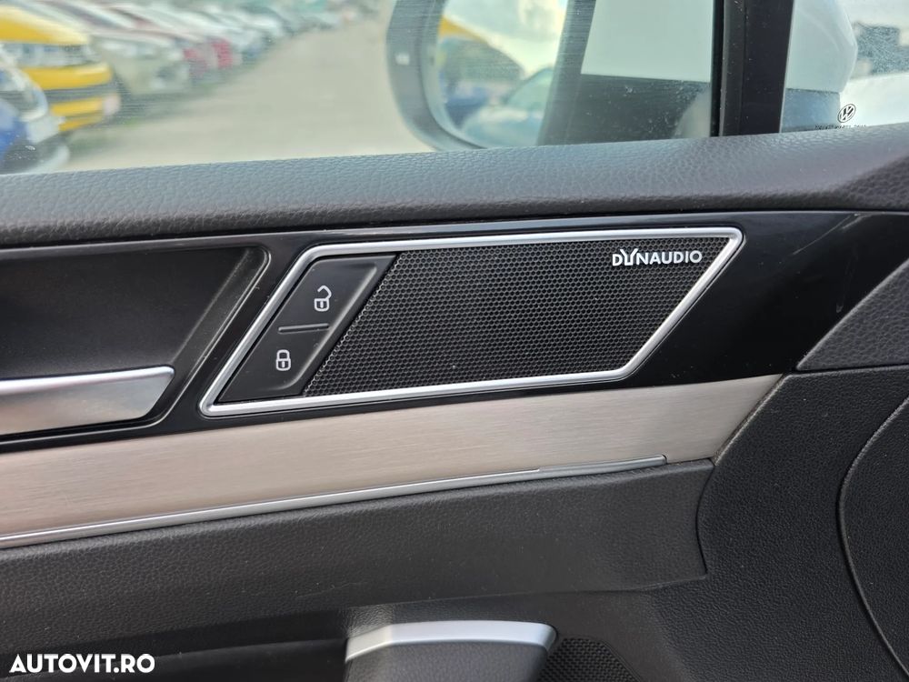 Volkswagen Passat 2.0 TDI SCR 4Motion DSG Highline - 15