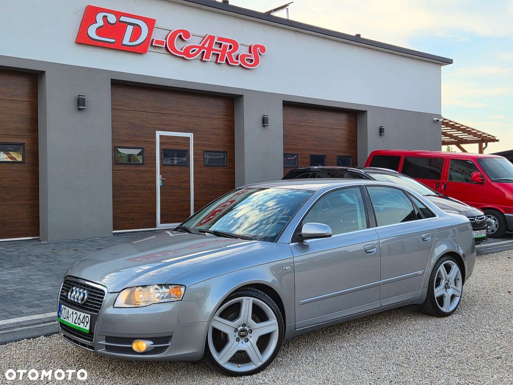 Audi A4 Limousine