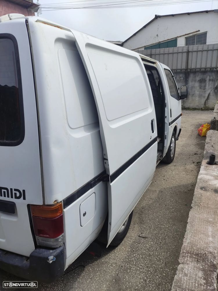 Isuzu Midi - 15