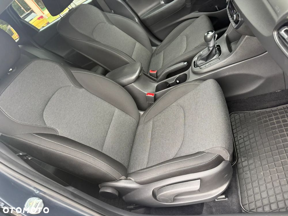 Hyundai i30 1.5 T-GDI 48V Comfort DCT - 36