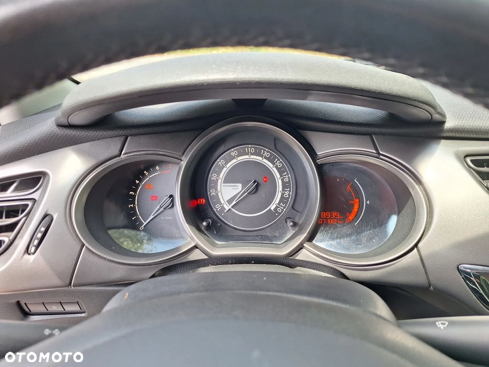 Citroën C3 1.2 PureTech Exclusive - 18