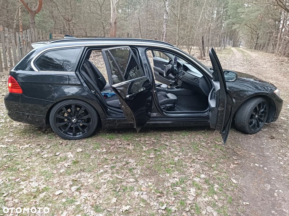 BMW Seria 3 318d - 21