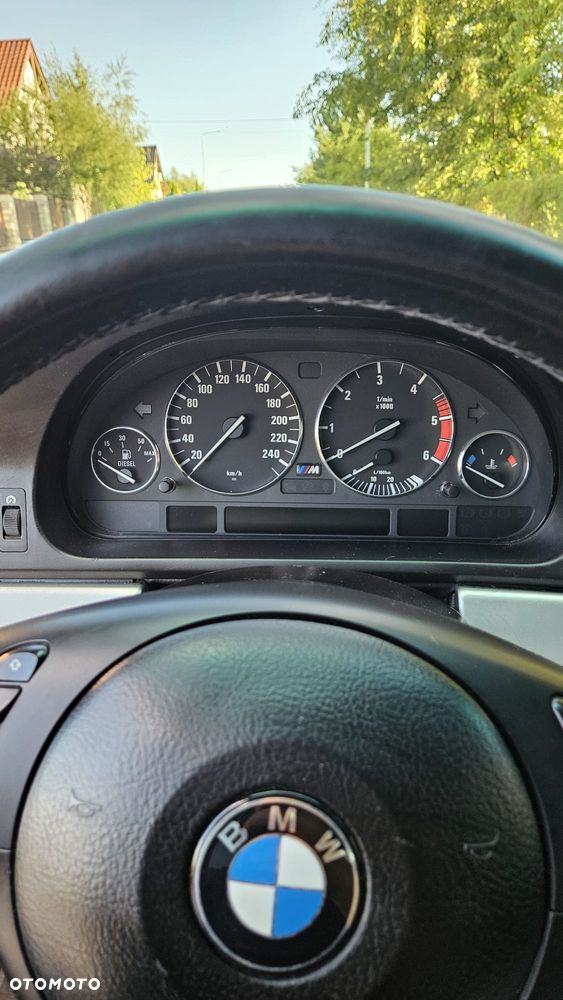 BMW Seria 5 - 19
