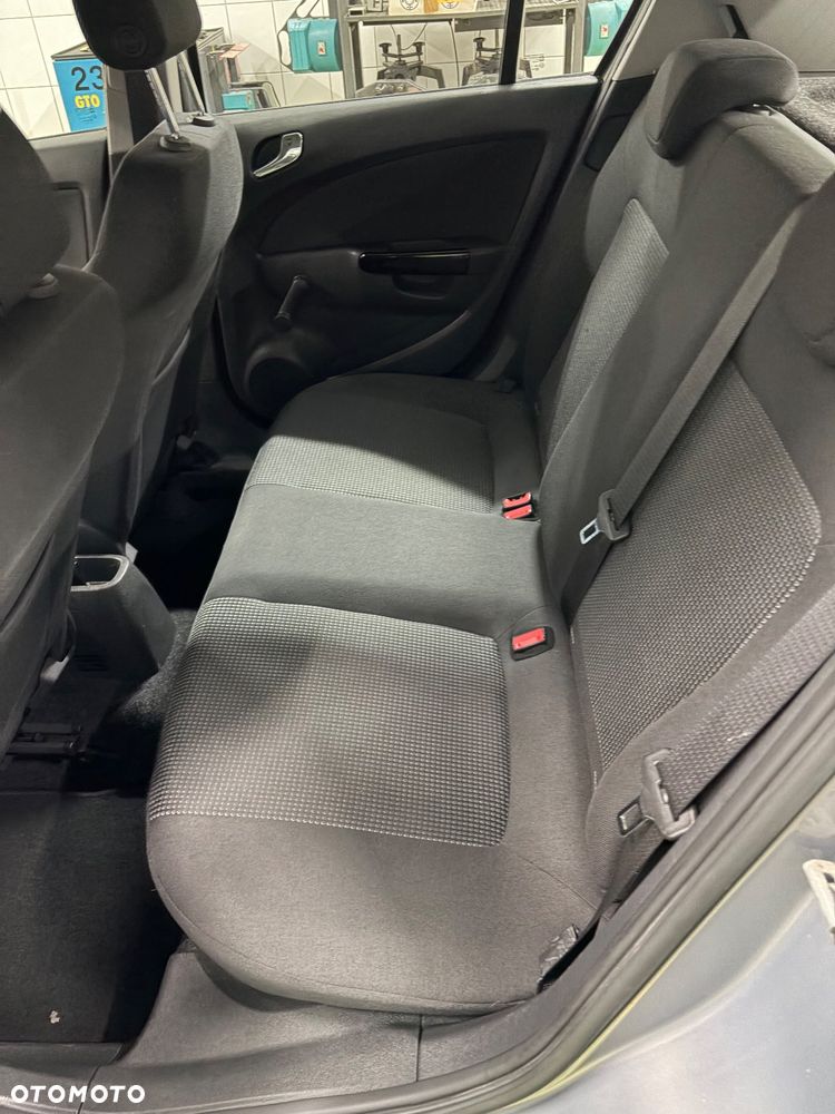 Opel Corsa - 23