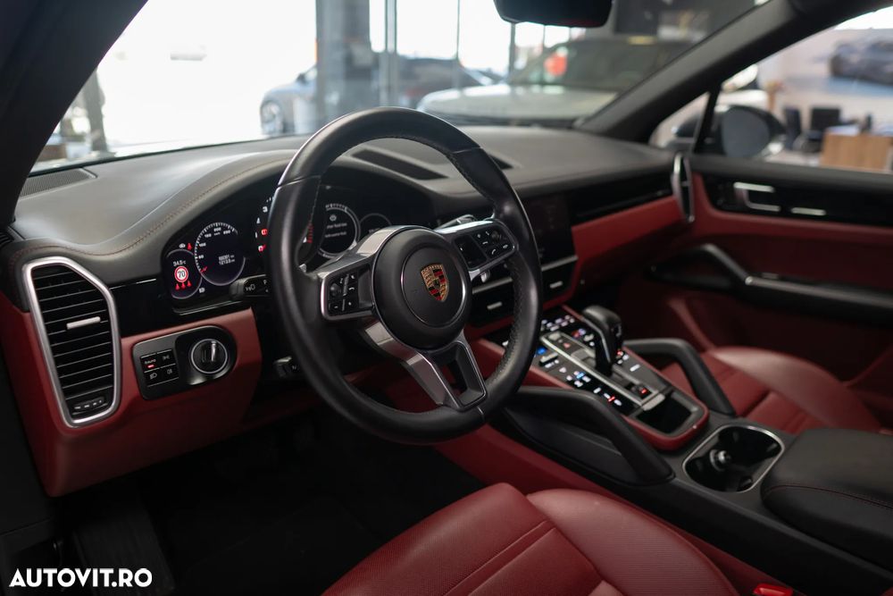 Porsche Cayenne Standard - 10