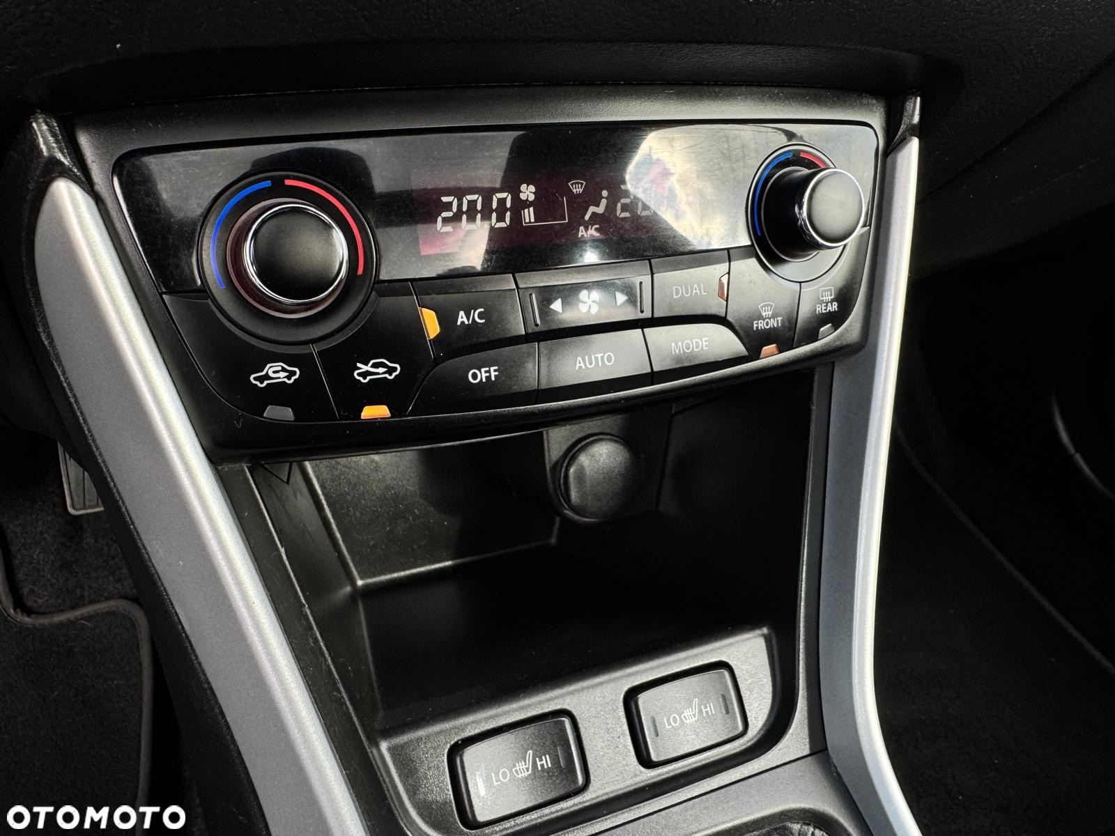 Suzuki SX4 S-Cross 1.6 DDiS Premium Plus - 35